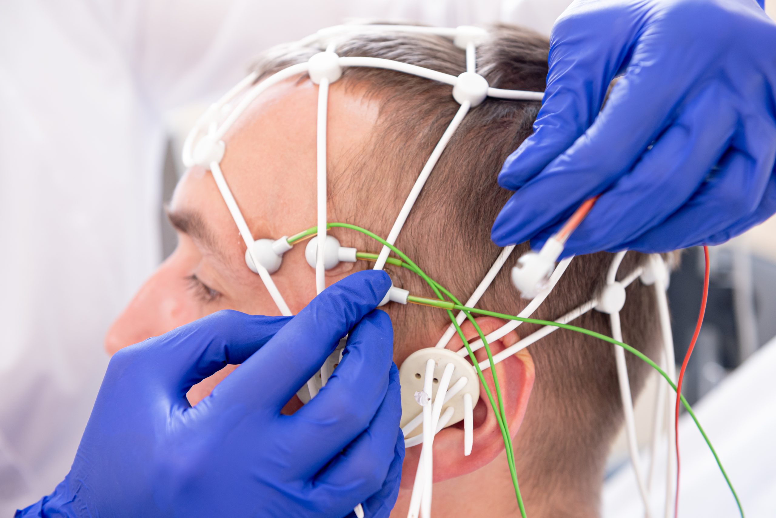 patient brain testing using encephalography medical center scaled